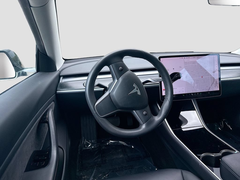 Used 2019 Tesla Model 3 Standard Range RWD image 21