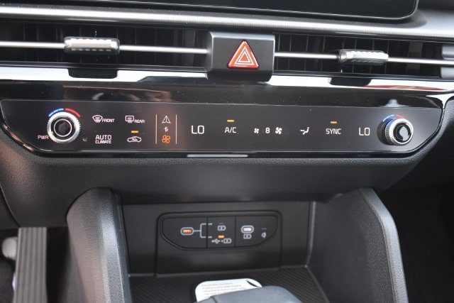 New 2026 Kia Sportage EX FWD image 29