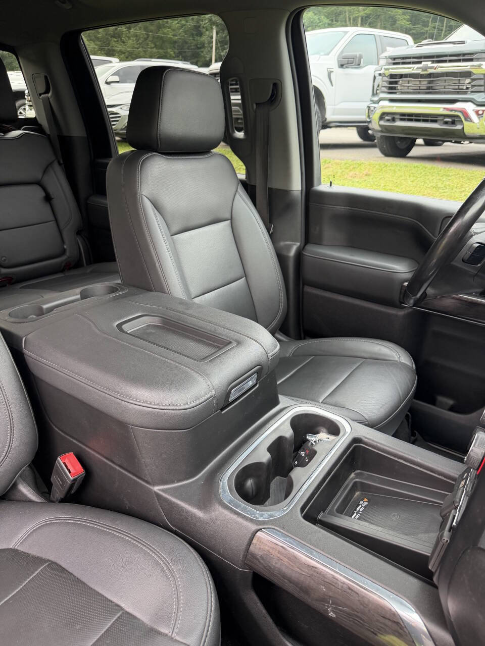 Used 2021 Chevrolet Silverado 3500 LTZ w/ LTZ Convenience Package AWD/4WD image 26