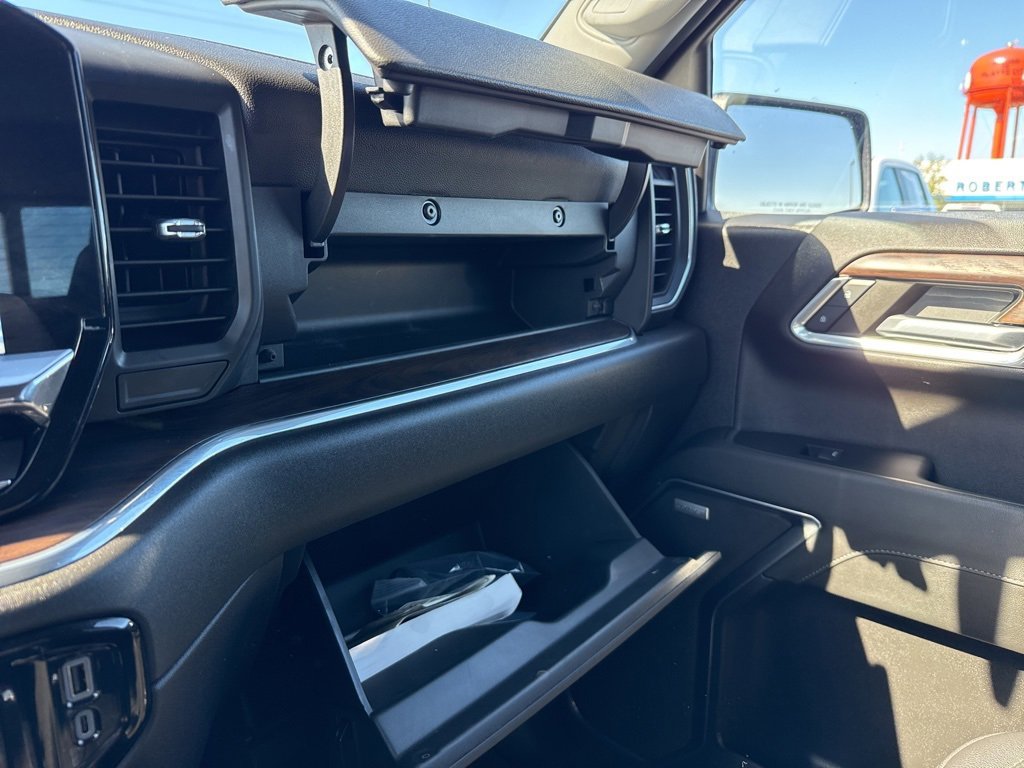 Used 2023 GMC Sierra 1500 SLT w/ SLT Premium Package image 36