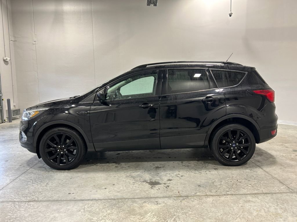 Used 2019 Ford Escape SE image 9