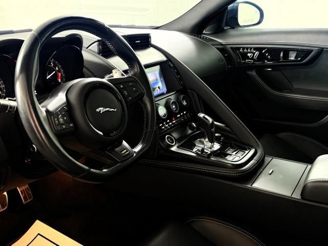 Used 2018 Jaguar F-TYPE 400 Sport AWD/4WD image 35
