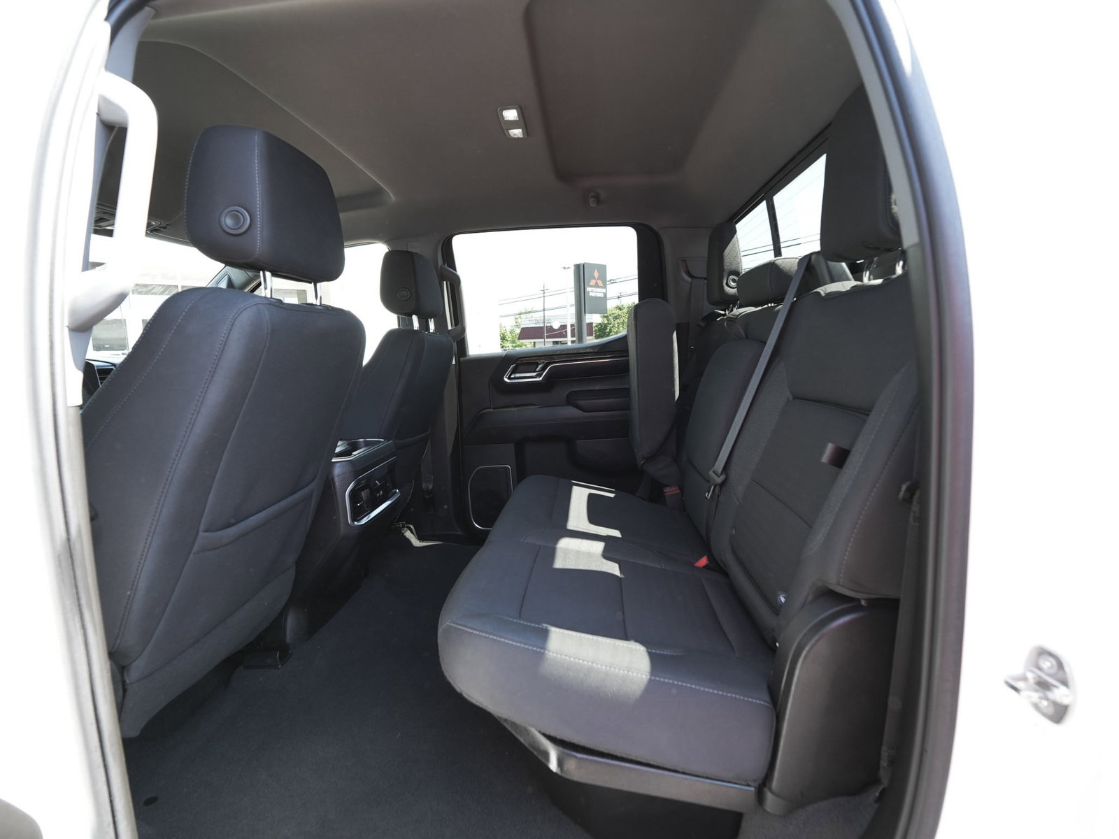 Used 2023 GMC Sierra 1500 Elevation w/ Preferred Package AWD/4WD image 34
