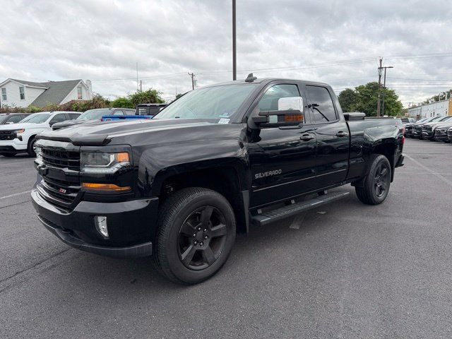 Certified 2018 Chevrolet Silverado 1500 LT w/ All Star Edition AWD/4WD image 3