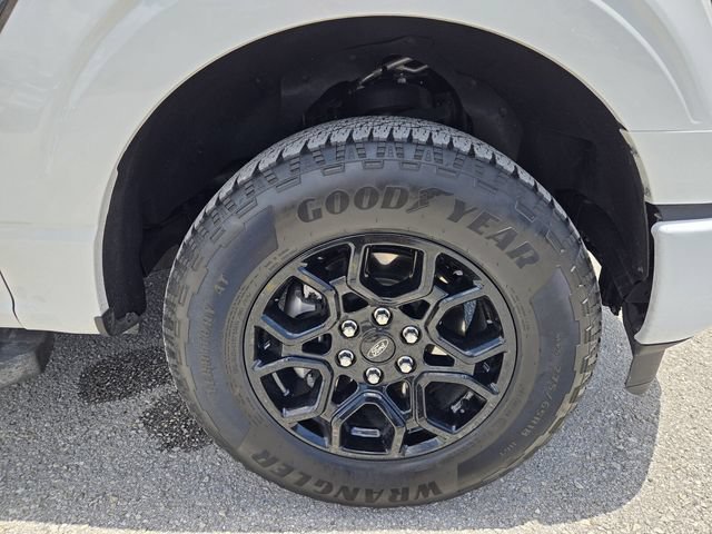 Used 2024 Ford F150 XLT w/ Bed Utility Package AWD/4WD image 9