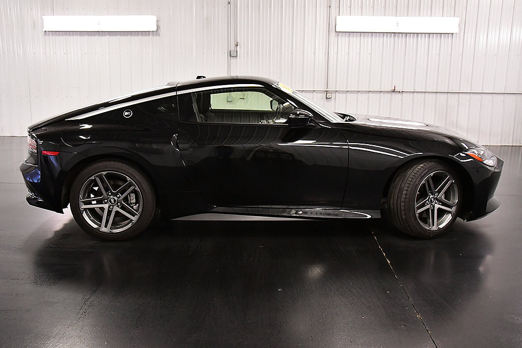 Used 2026 Nissan Z Sport w/ Floor Mat Package RWD image 8