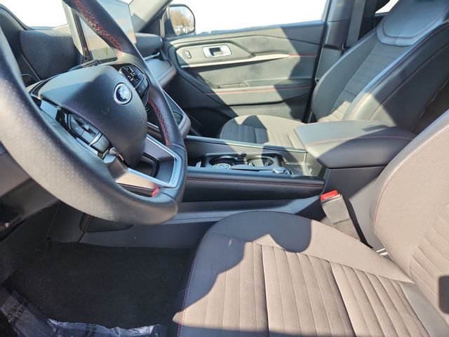 Certified 2025 Ford Explorer ST-Line image 10