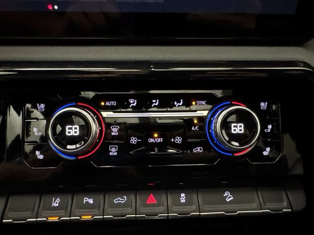 New 2026 GMC Sierra 2500 AT4 w/ AT4 Premium Plus Package AWD/4WD image 48