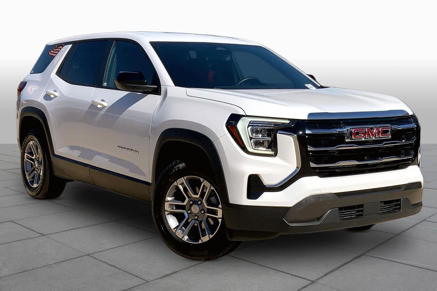 Used 2025 GMC Terrain Elevation AWD/4WD image 3