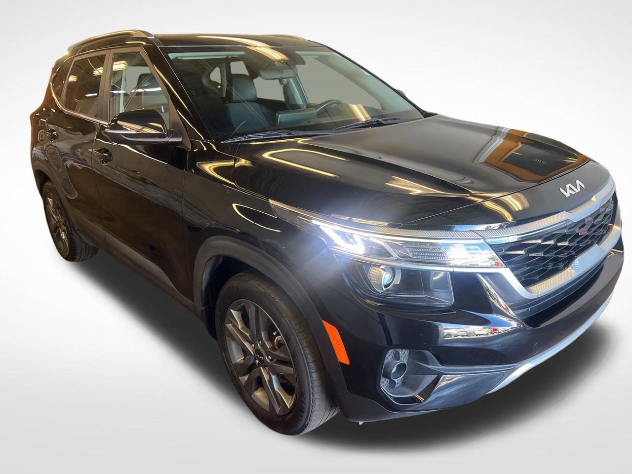 Used 2023 Kia Seltos S w/ Navigation Package FWD image 6