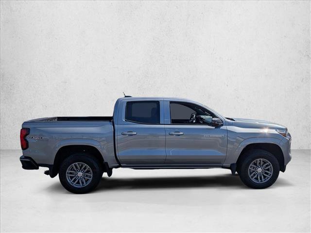 Used 2025 Chevrolet Colorado LT AWD/4WD image 4