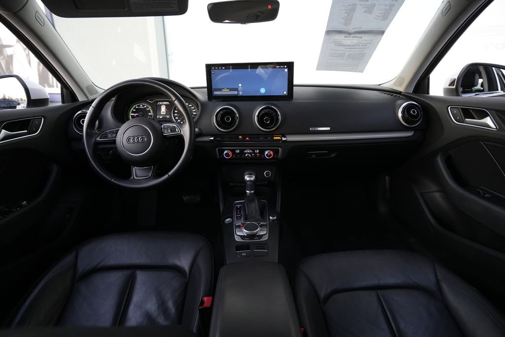 Used 2016 Audi A3 e-tron Premium Plus image 41