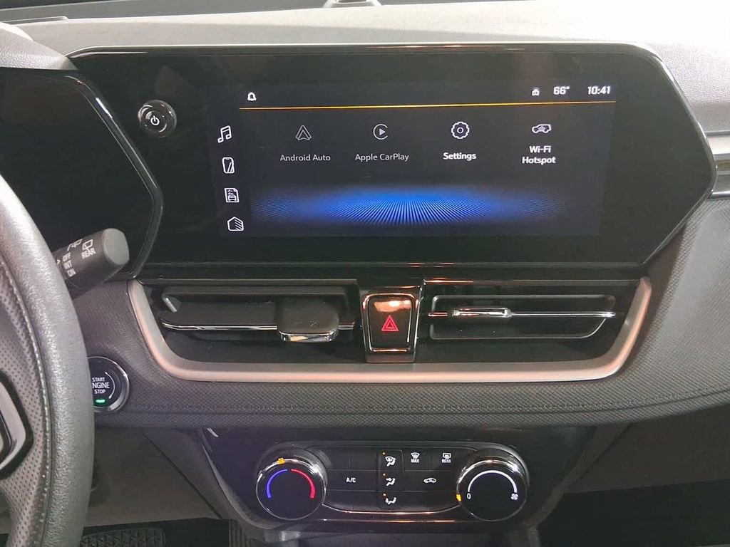 Used 2025 Chevrolet TrailBlazer LT image 38