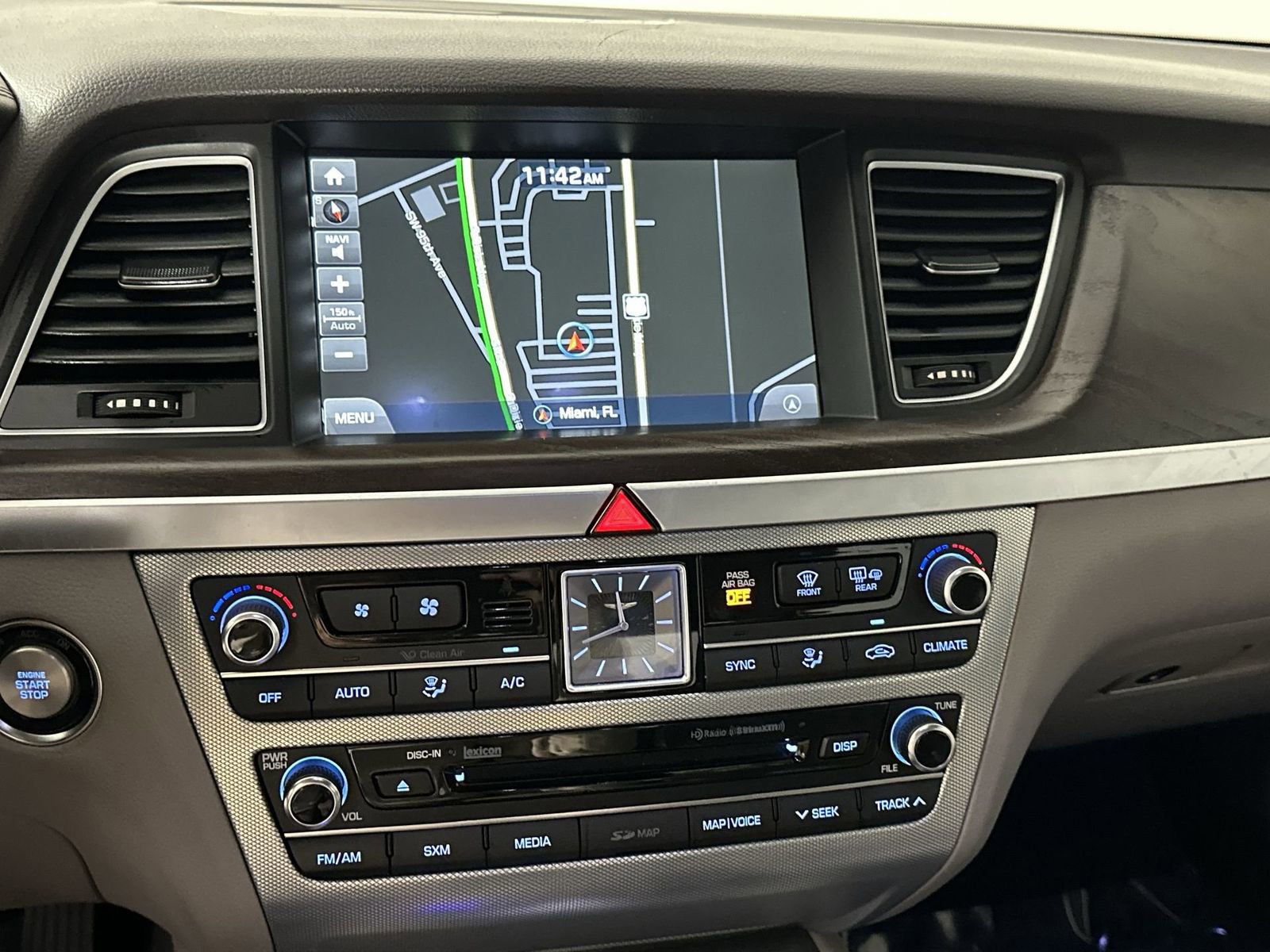 Used 2018 Genesis G80 5.0 Ultimate image 25