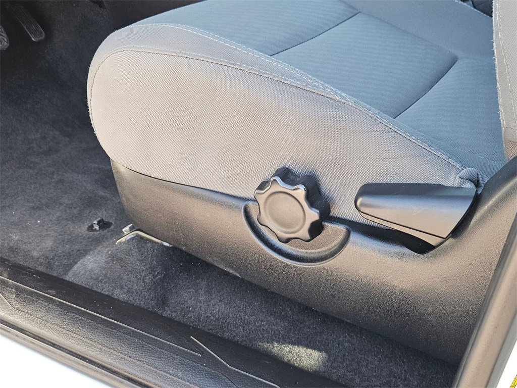 Used 2022 Toyota Tacoma SR image 15