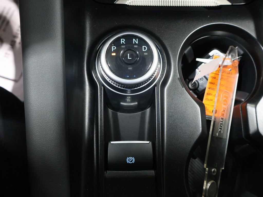 Used 2025 Ford Explorer Active image 31