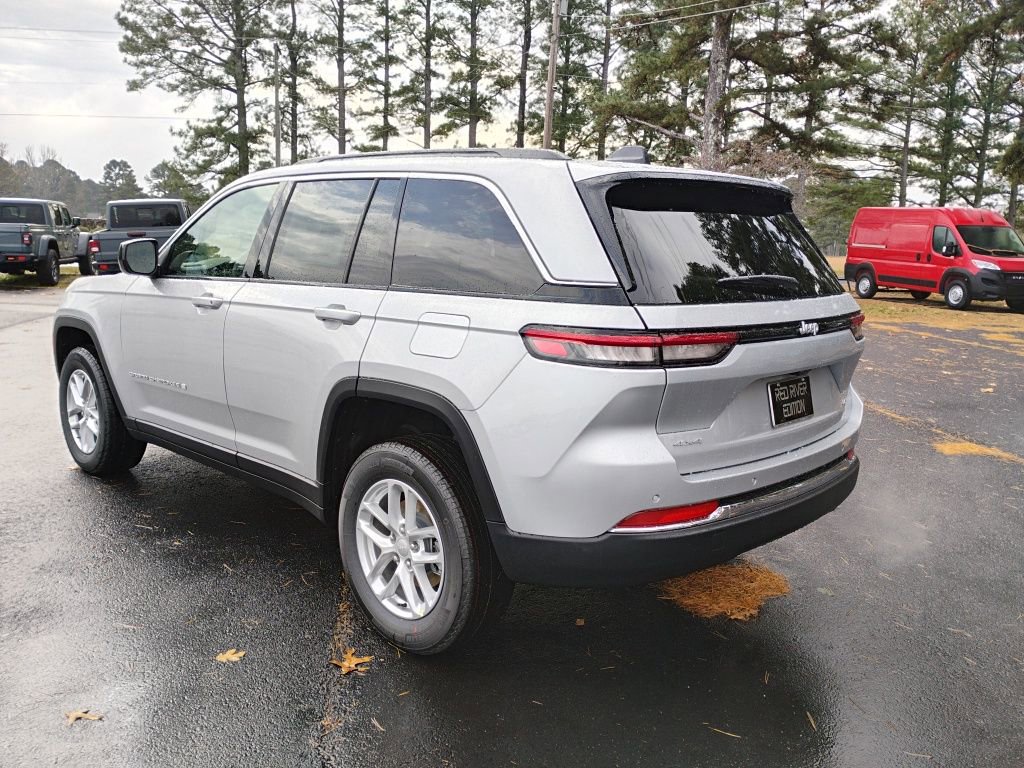 New 2025 Jeep Grand Cherokee 4WD image 7