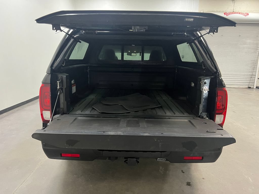 Used 2017 Honda Ridgeline Black Edition image 25