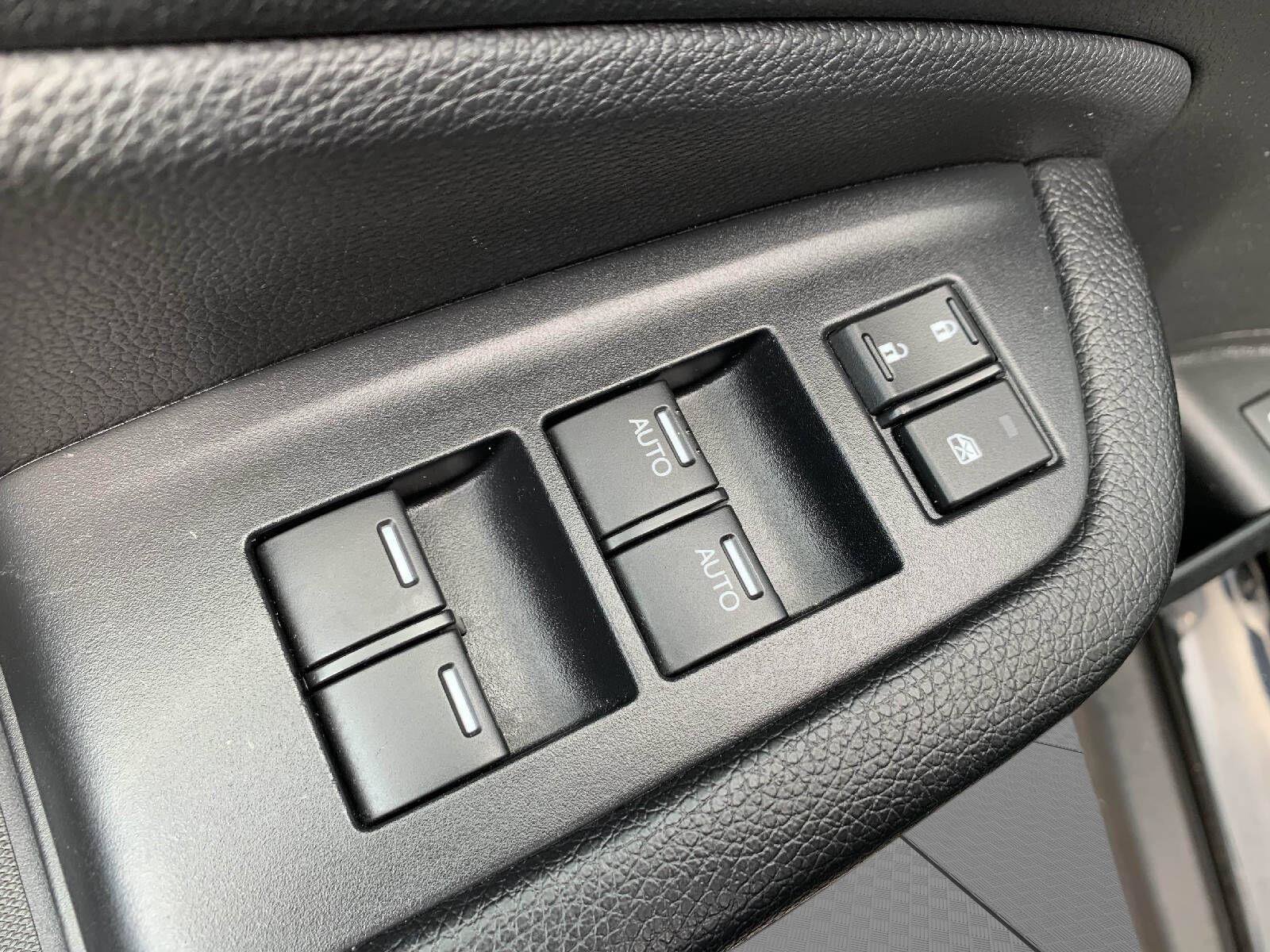 Used 2016 Honda Pilot Elite image 12