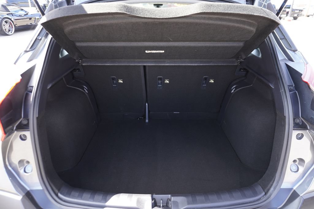 Used 2020 Nissan Kicks SR FWD image 26