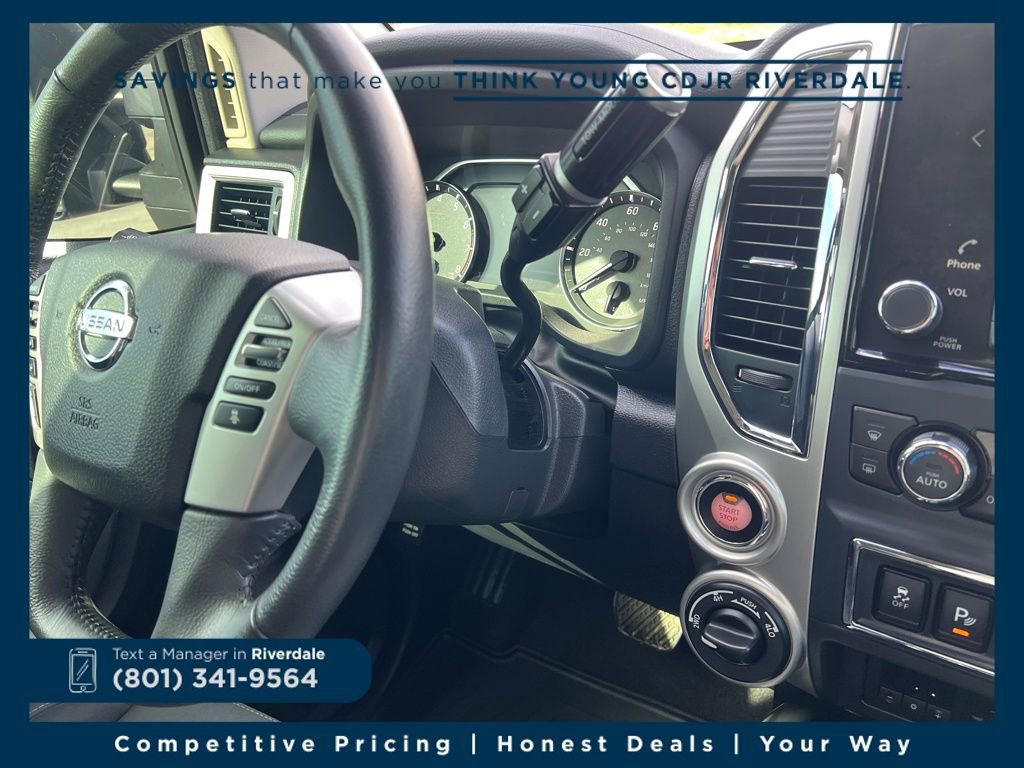 Used 2021 Nissan Titan SV w/ SV Convenience Package image 24