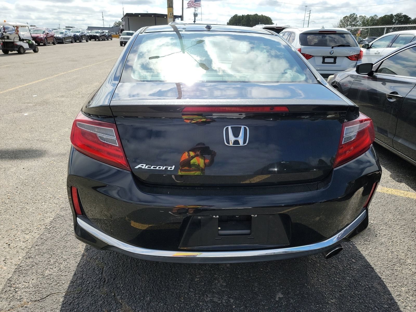 Used 2017 Honda Accord EX image 6