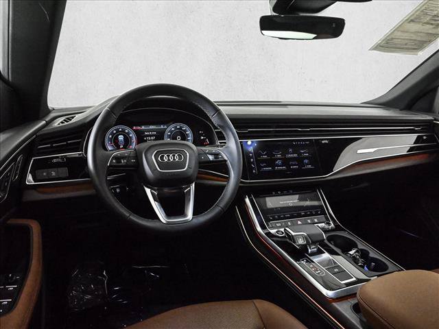 Certified 2025 Audi Q8 Premium Plus w/ Premium Plus Package AWD/4WD image 19