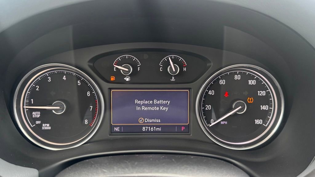 Used 2020 Buick Enclave Essence w/ Sound and Sites Package image 24