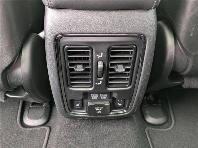 Used 2020 Jeep Grand Cherokee Overland AWD/4WD image 20