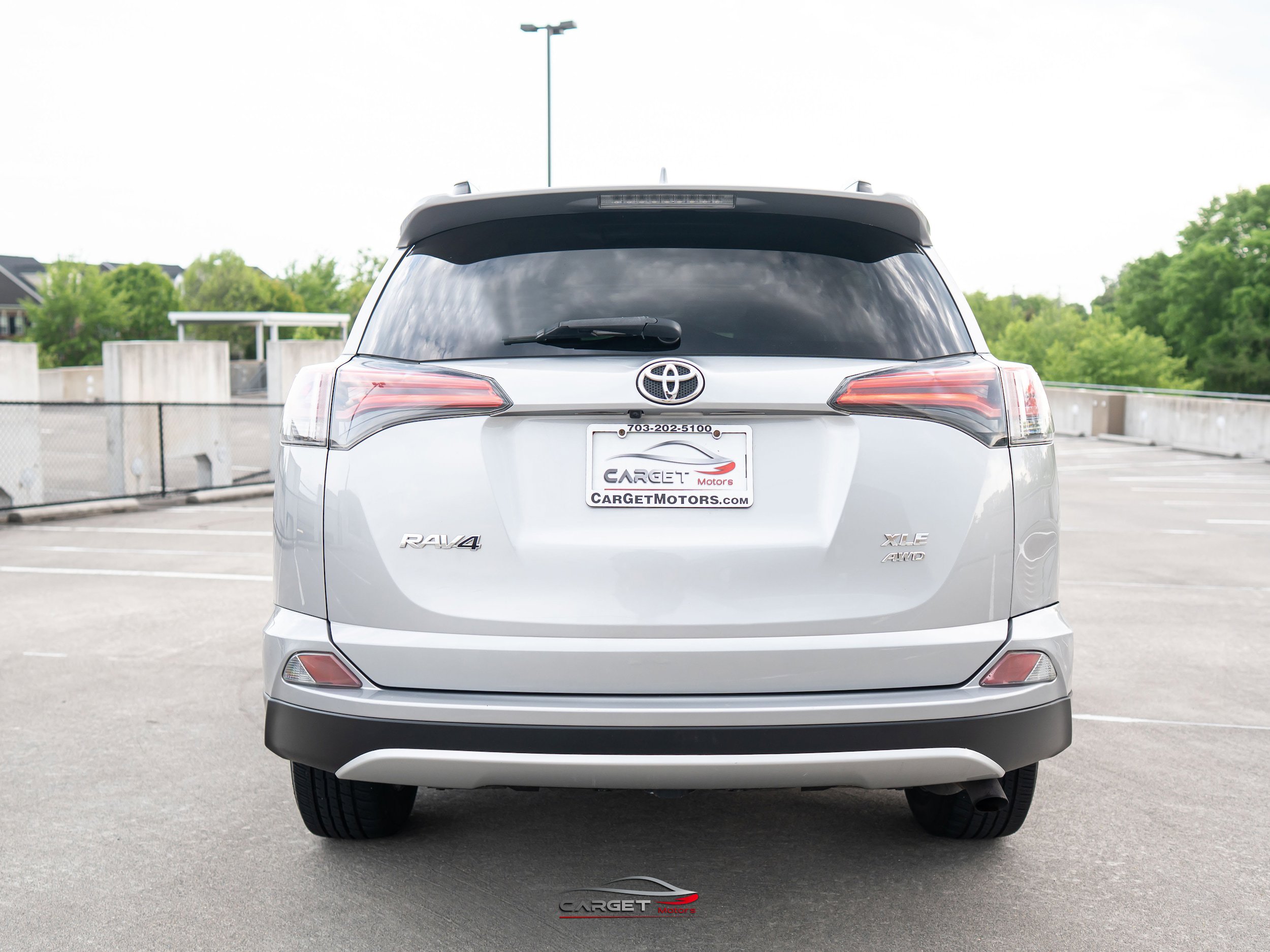 Used 2016 Toyota RAV4 XLE AWD/4WD image 6