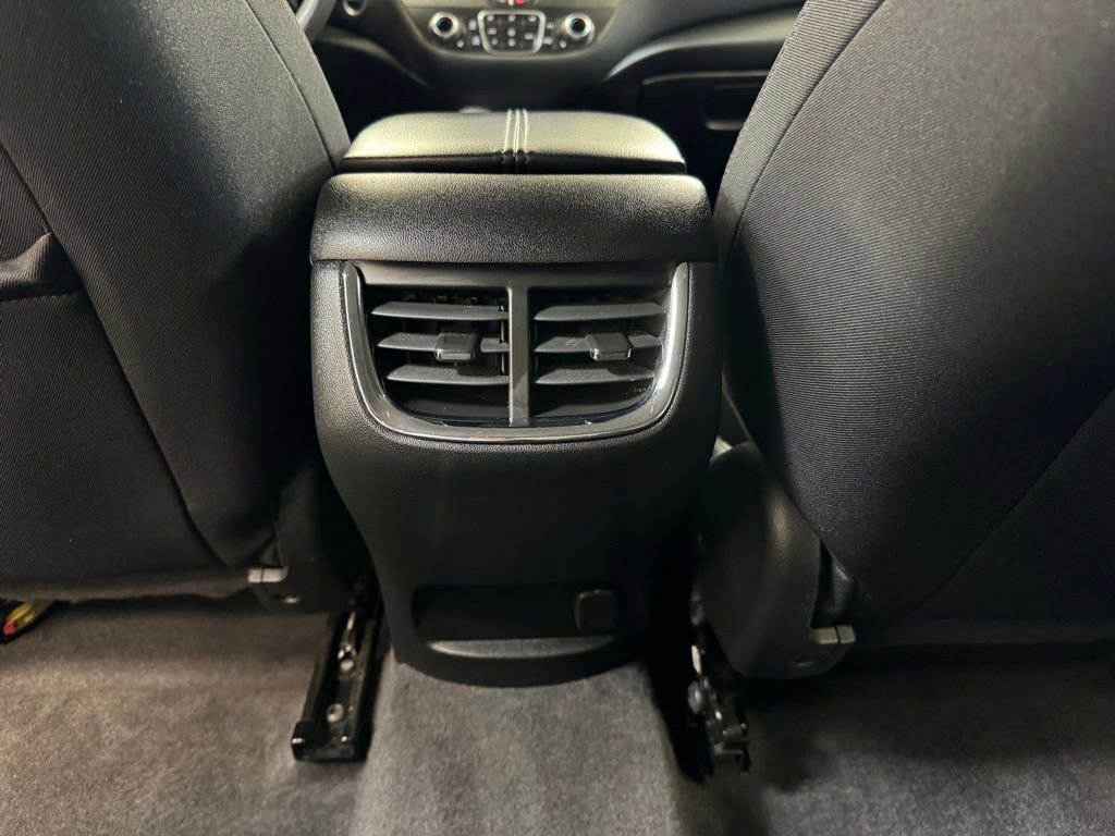 Used 2022 Chevrolet Malibu LT image 17