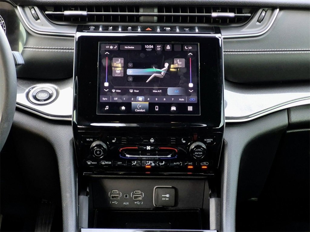 Used 2023 Jeep Grand Cherokee Altitude image 35