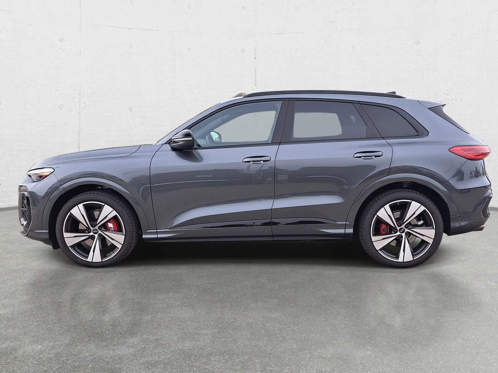 New 2025 Audi SQ5 Premium Plus AWD/4WD image 8