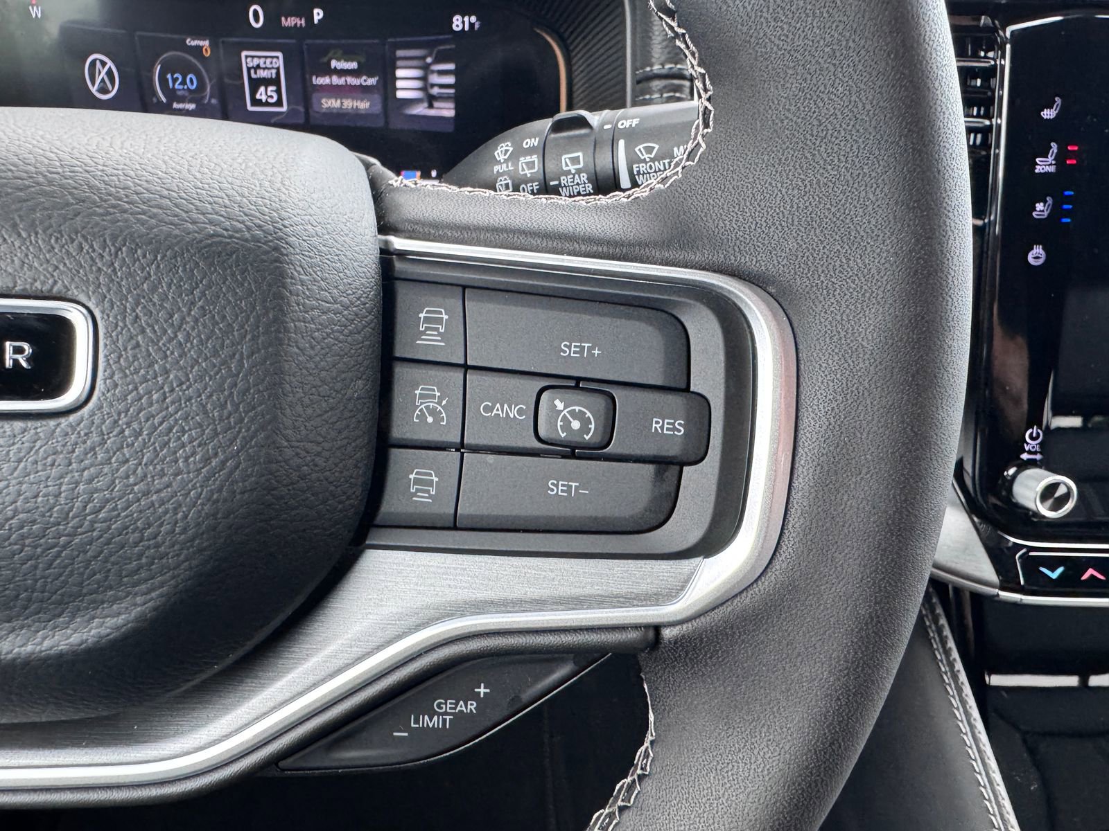 New 2025 Jeep Wagoneer Series II image 16