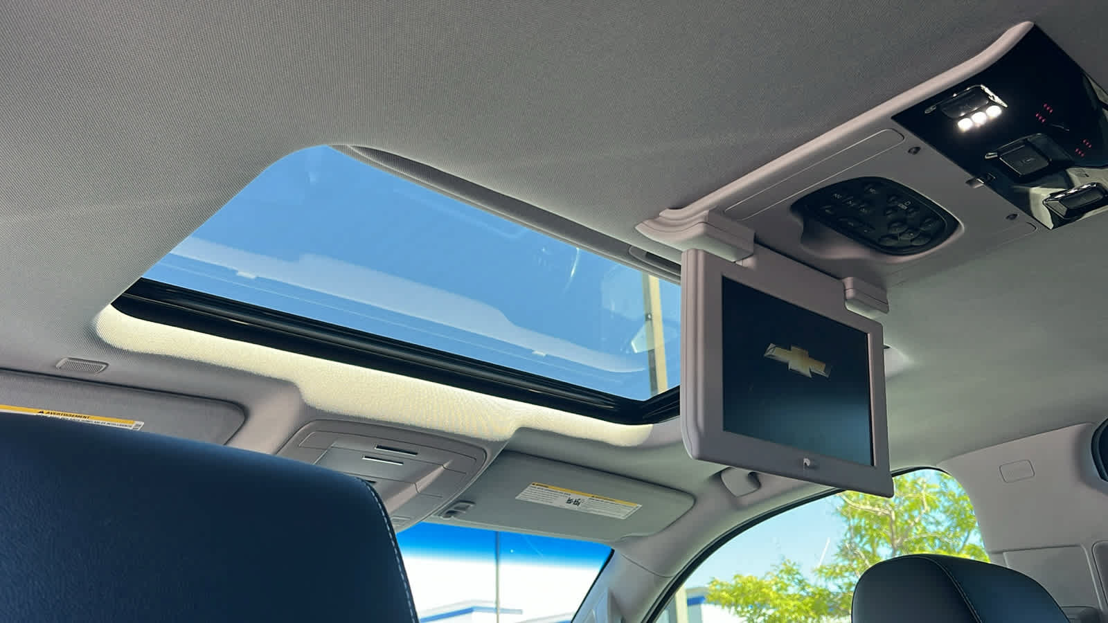 Used 2019 Chevrolet Tahoe LT AWD/4WD image 31