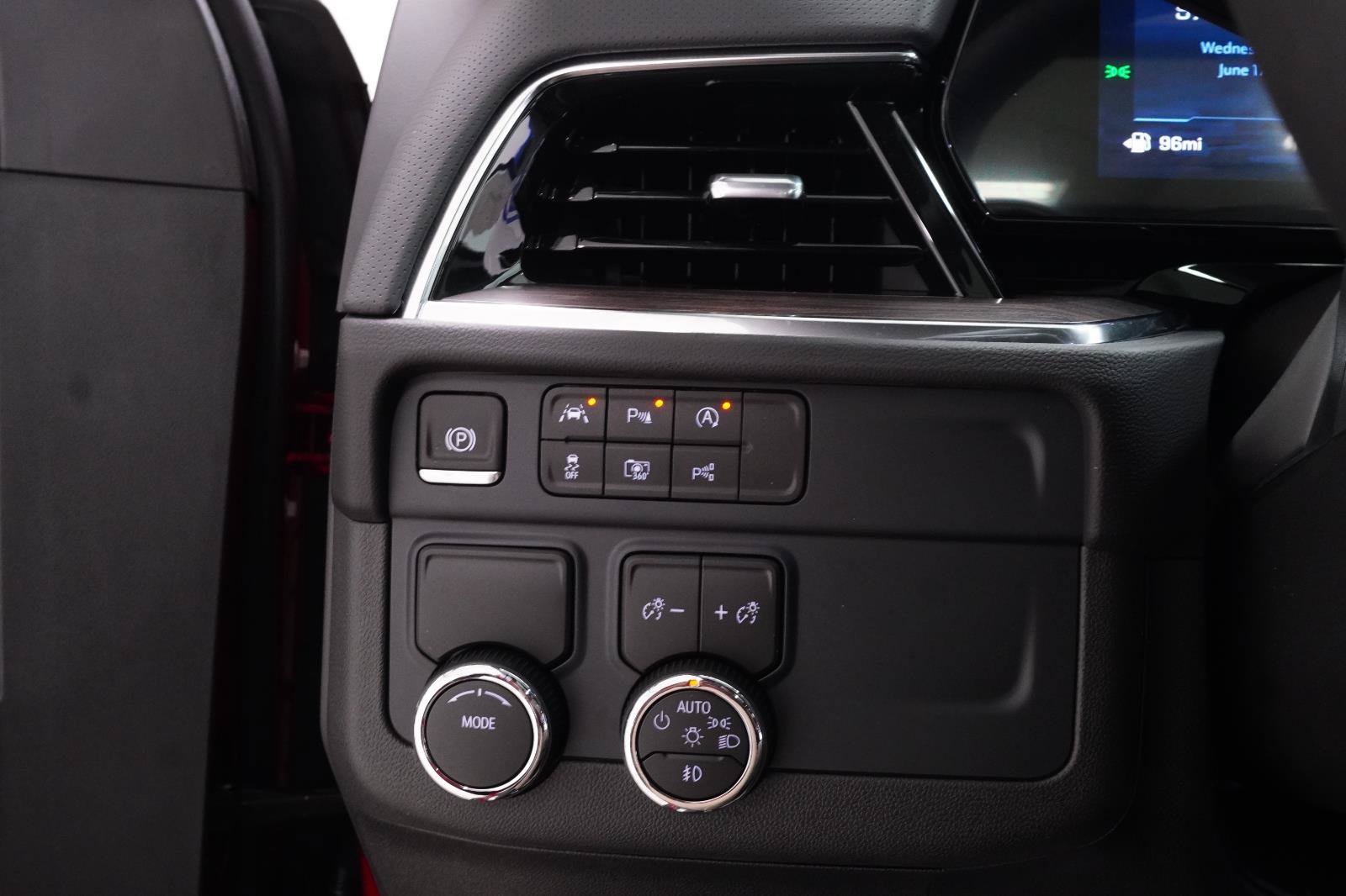 New 2026 Chevrolet Tahoe Premier RWD image 13