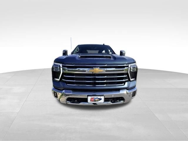 Certified 2025 Chevrolet Silverado 2500 LTZ w/ LTZ Premium Package AWD/4WD image 2