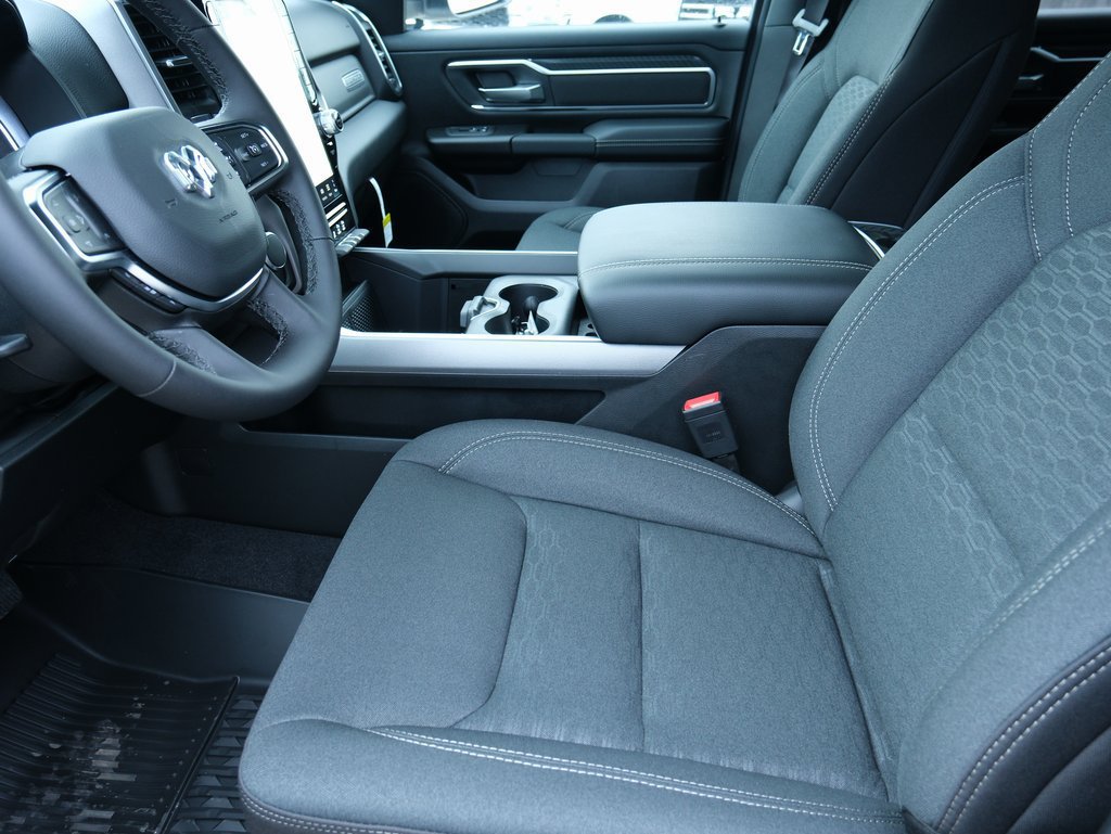 New 2026 RAM 1500 Big Horn AWD/4WD image 5