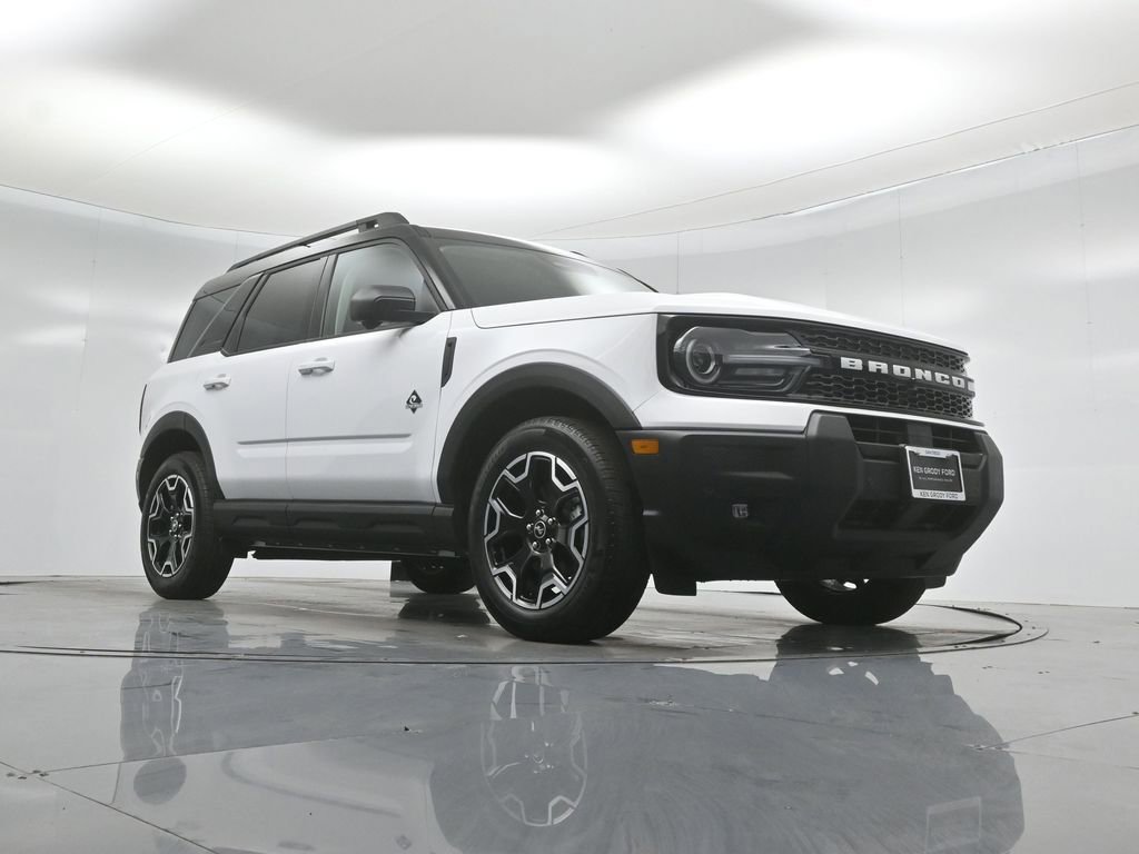 Certified 2025 Ford Bronco Sport Outer Banks w/ Outer Banks Tech Package+ AWD/4WD image 48