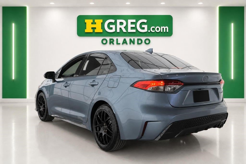 Used 2020 Toyota Corolla SE FWD image 2