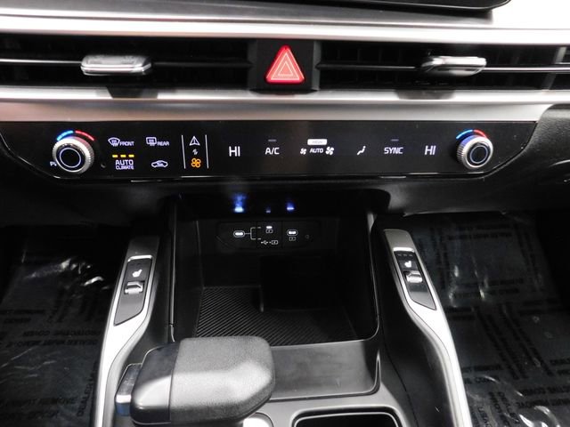 Used 2024 Kia Sorento S image 28
