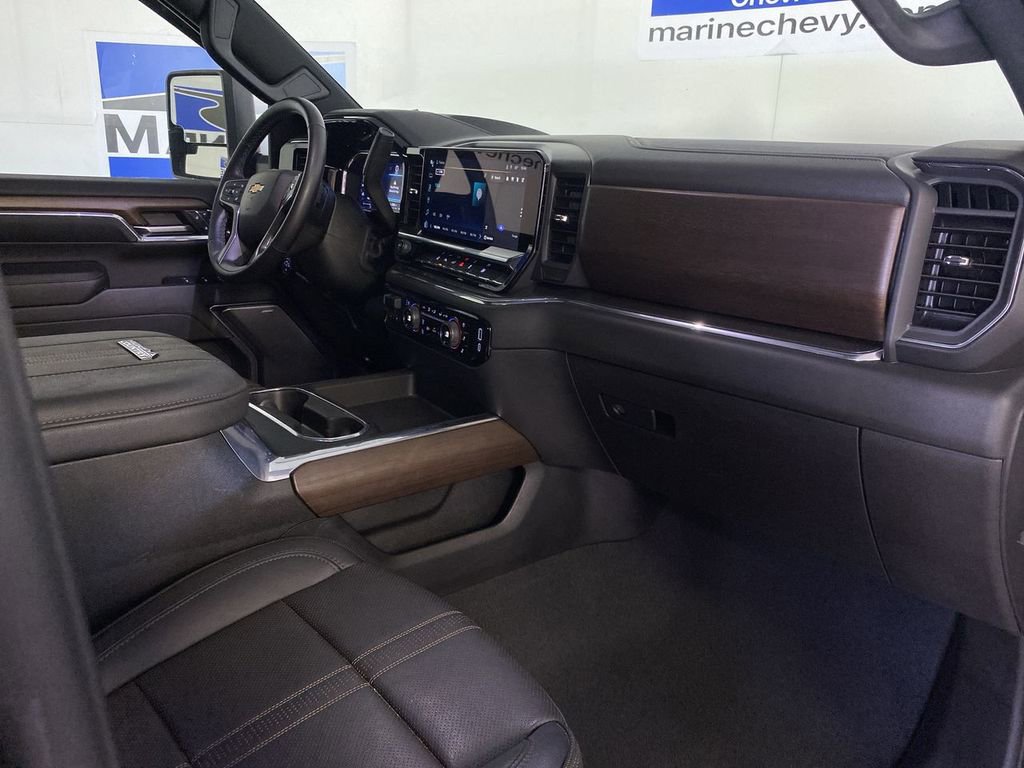 Certified 2024 Chevrolet Silverado 3500 High Country w/ High Country Premium Package AWD/4WD image 36