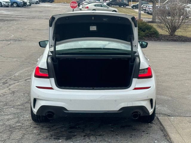 Certified 2022 BMW 330i xDrive Sedan w/ M Sport Package image 33