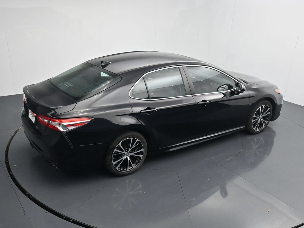 Used 2020 Toyota Camry SE w/ Audio Package FWD image 31