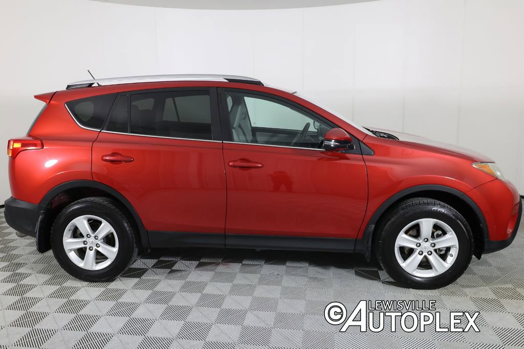 Used 2014 Toyota RAV4 XLE FWD image 4