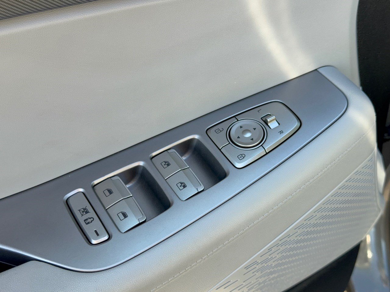 Used 2025 Hyundai Palisade SEL AWD/4WD image 15