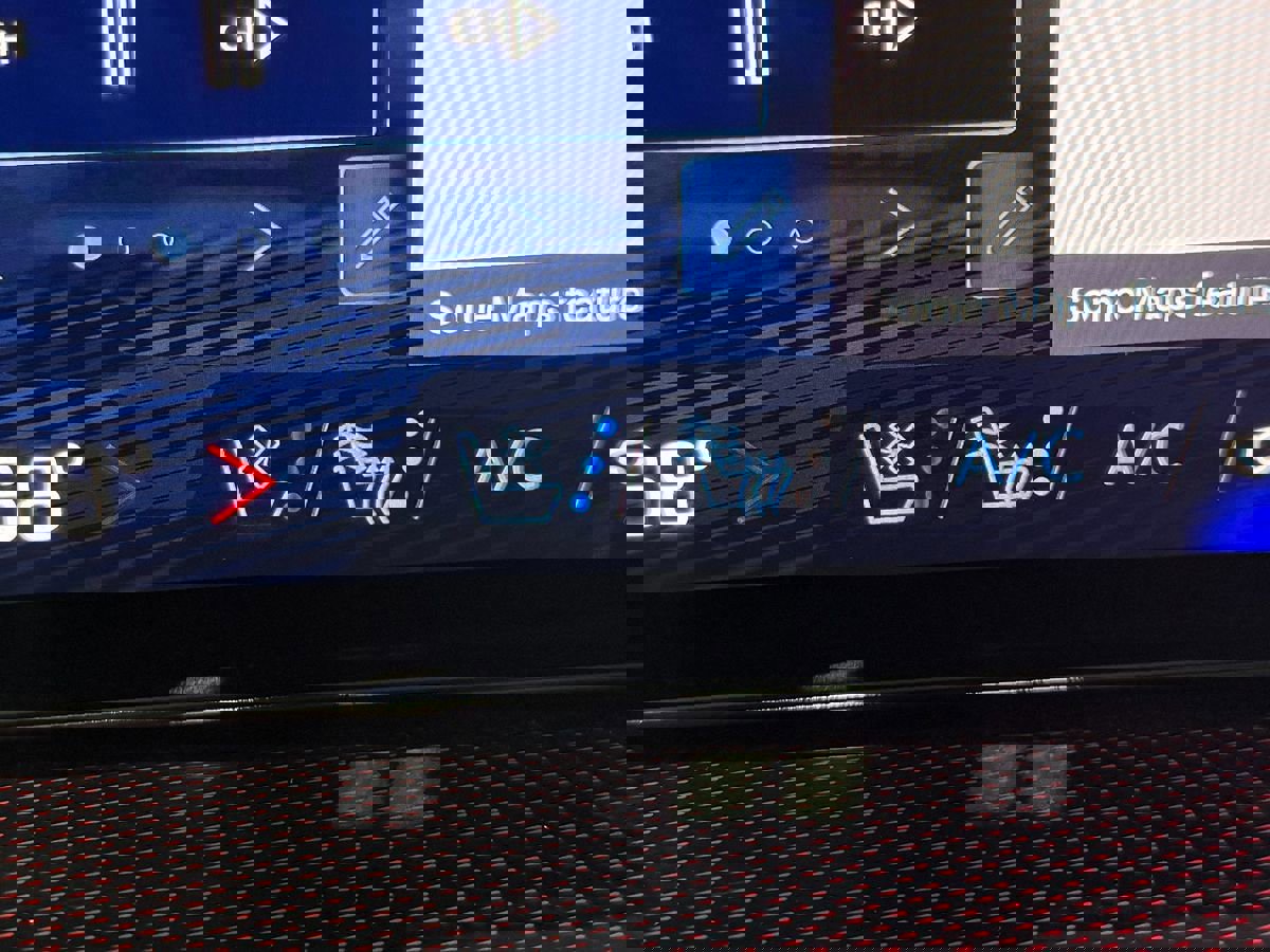 Used 2024 Chevrolet Traverse RS w/ LPO, Floor Liner Package image 30