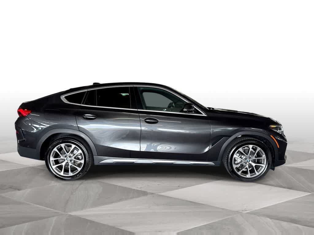 Used 2023 BMW X6 xDrive40i AWD/4WD image 9