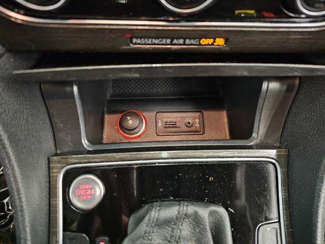 Used 2016 Volkswagen Passat 3.6 SEL Premium image 17