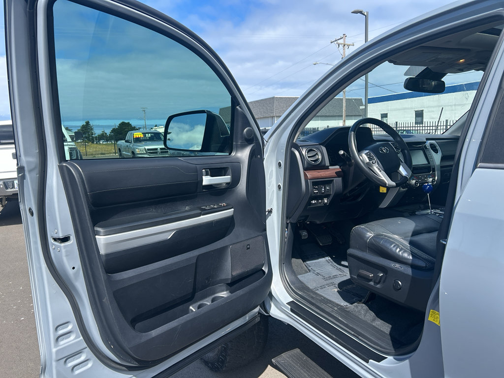 Used 2019 Toyota Tundra Limited w/ Limited Premium Package AWD/4WD image 14